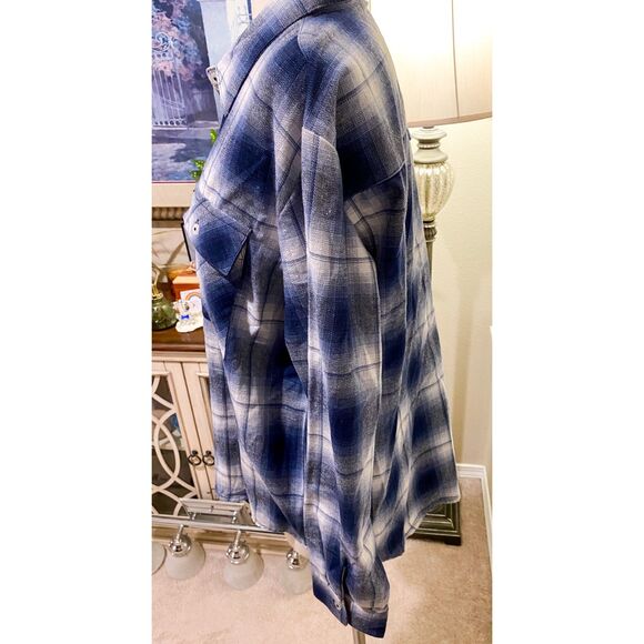 dā-sh Blue White Plaid Flannel Shirt M (est.) - Picture 2 of 9